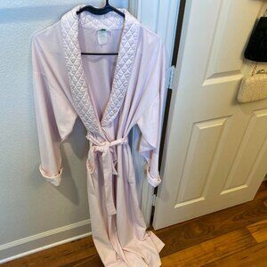 Vintage 1970s Juli of Slumbertogs Pink Quilted Robe